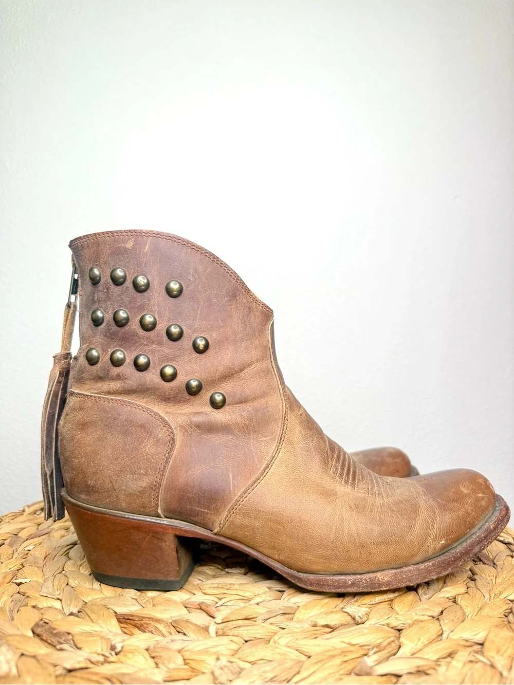 Shyanne Boots Western Studded Grommets Tassel Zip Ankle Brown leather Cowgirl